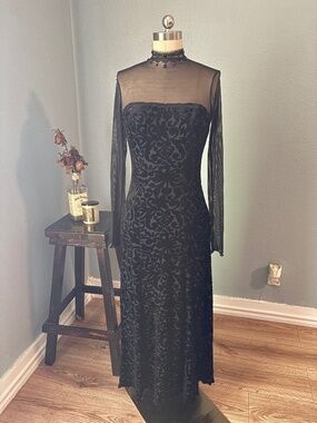 Black Velvet 90s Maxi Dress